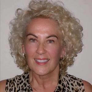 Meet your Posher, Deb